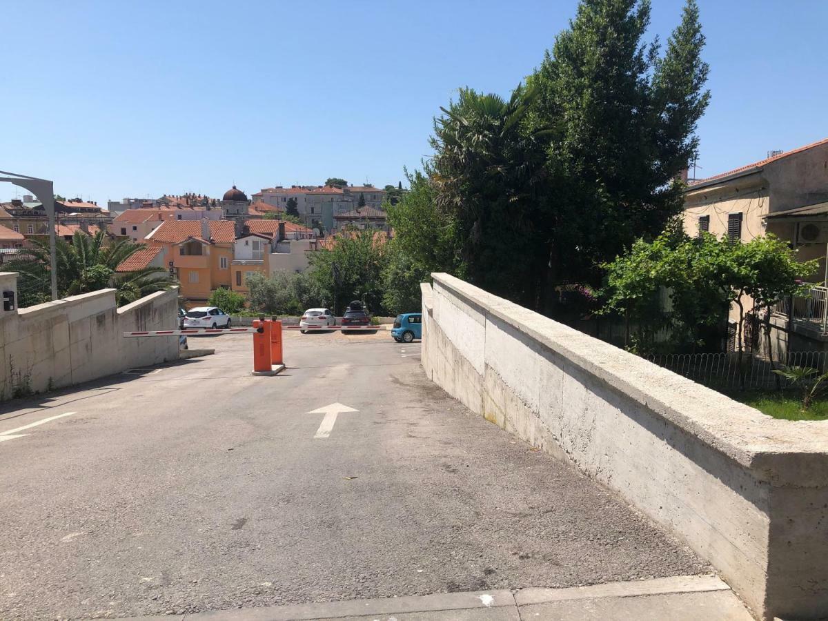 Hedone Luxury Apartment With Free Parking Pula Exterior foto